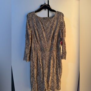 Wonen’s formal dress